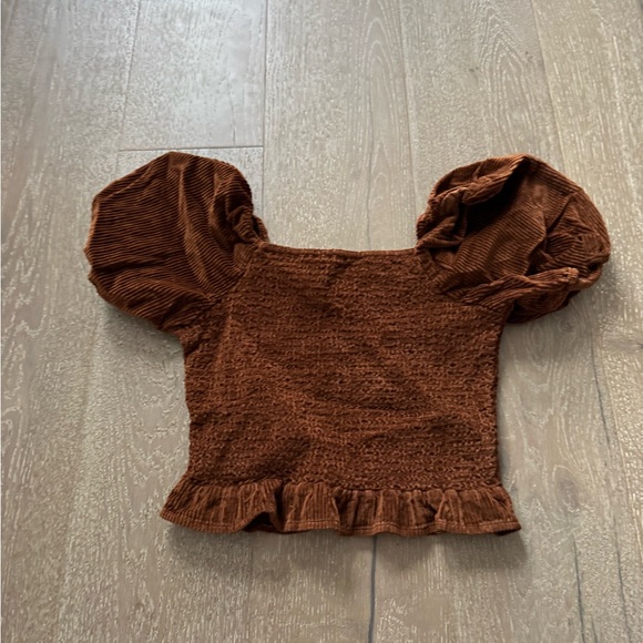 American Eagle Outfitters Tops - American eagle corduroy puff sleeve crop top